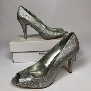 Style Co Monaee Pumps Silver 9.5M